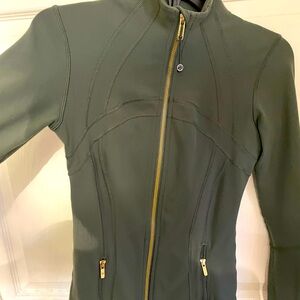 Lululemon Define Jacket - olive green color size 4